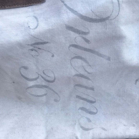 Tote - Picture 4 of 5